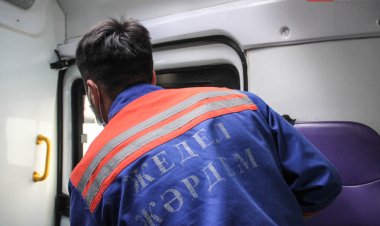 Павлодарда жол апаты салдарынан екі сәби ауруханаға жеткізілді
