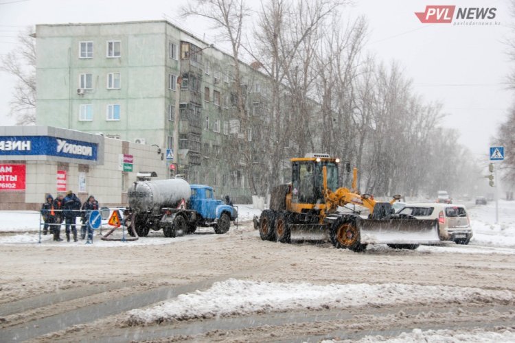 Самые аварийные участки теплосетей в Павлодаре начнут менять в этом году