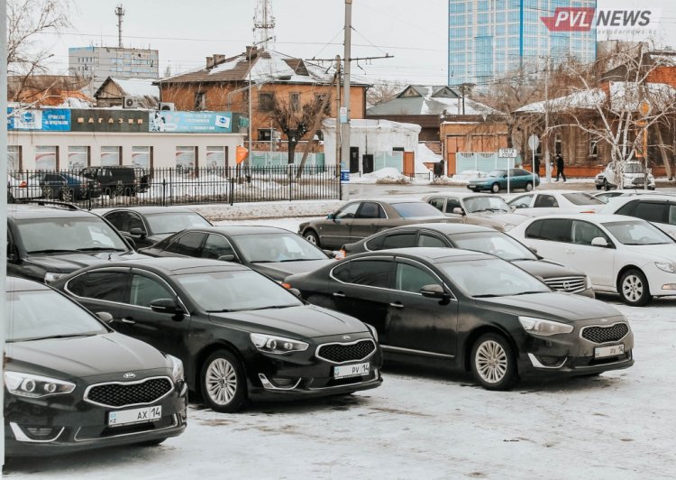 Бұдан былай көлік тұрағы болмаса, бір де бір үй салынбауы керек - Президент