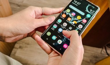 Эксперт назвал самое удобное стекло для смартфона