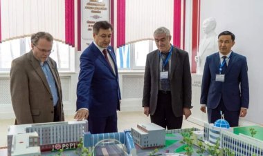 Павлодарда әлемге әйгілі тіл білімі ғалымдары  бас қосты