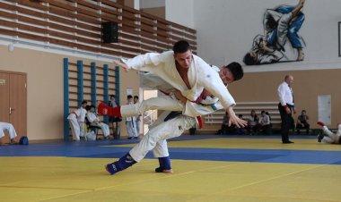 Павлодарда әртүрлі жекпе-жектер жауынгерлері джиу-джитсудан күш сынасты