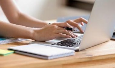 Түркияда студенттер онлайн оқиды