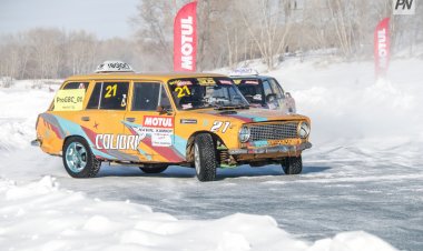 Усолка вновь стала местом зимнего дрифта (ФОТО)