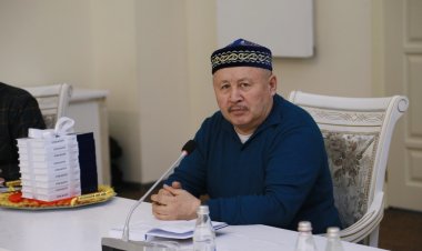 Павлодарлық жазушы қарапайым адам болудың жолдары жайлы кітап шығарды