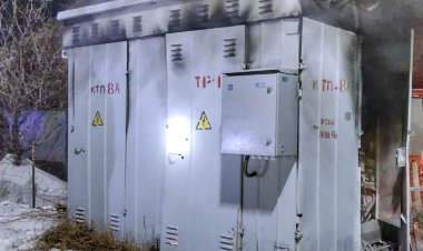 Екібастұзда көшедегі трансформатор өртенді