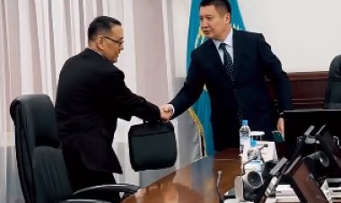 Көшеге кәріз салу, етті қой өсіру: Павлодар облысы әкімінің қабылдауында көтерілген мәселелер