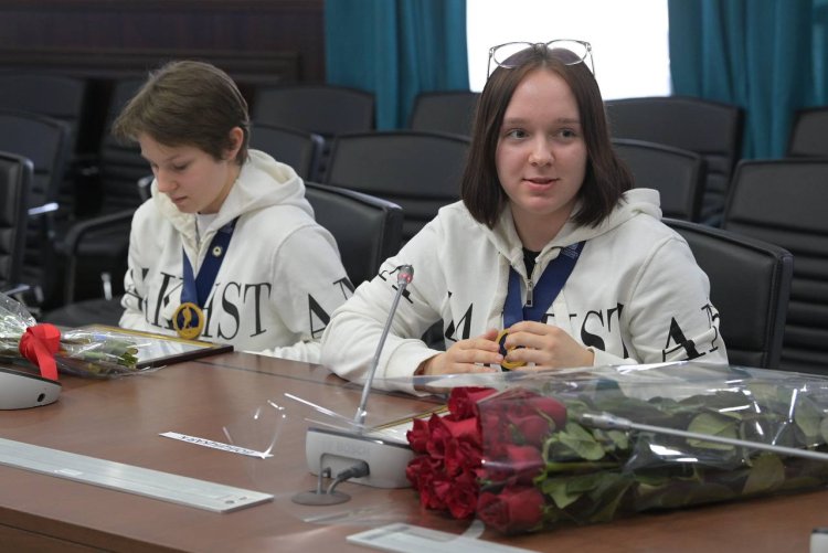 Павлодарда шайбалы хоккейден әлем чемпиондарына құрмет көрсетілді