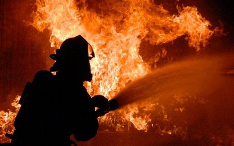 Пять детей пострадали при пожаре в Аксу