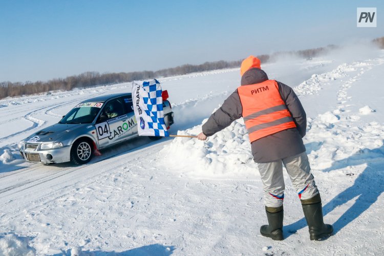 Ледовые скорости: в Павлодаре проходит ралли-спринт (ФОТО)