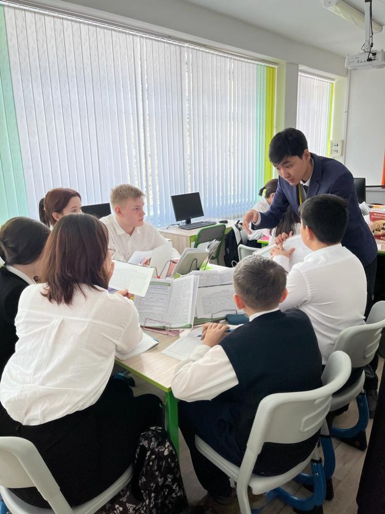 Лучшего учителя выбрали в Павлодаре