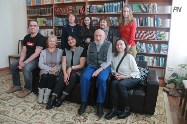 Встреча со старейшим городским фотографом прошла в Павлодаре