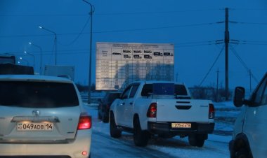 Павлодар облысында 200-ден астам көлік жолда тұрып қалды