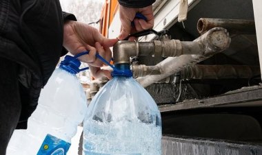 Жителям Зеленстроя в Павлодаре организовали подвоз воды