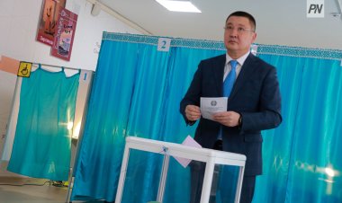 Павлодар облысының әкімі сайлауда дауыс берді