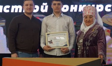 Павлодарда үздік мамандарға теледидар табыс етілді