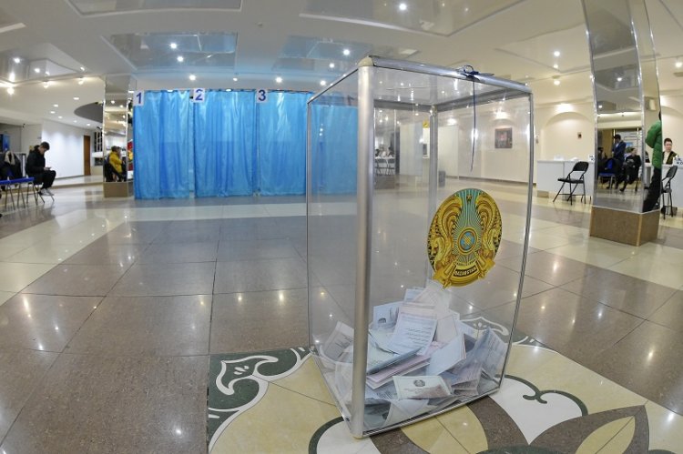 Избирательные участки закрылись по Павлодарской области