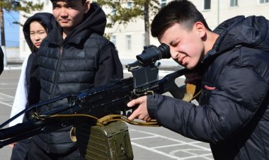 Павлодарские студенты посетили воинскую часть