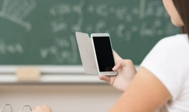 Оқу-ағарту министрлігі балаларға арналған SIM-карта енгізуді ұсынбақ