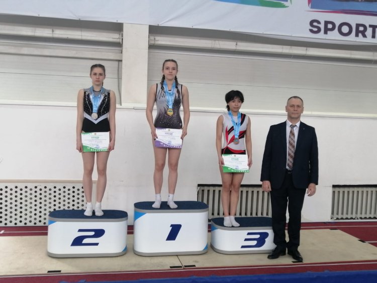 Павлодарка стала абсолютной чемпионкой РК по батутной гимнастике