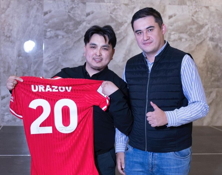 Футболку игрока ФК «Аксу» продали на благотворительном аукционе