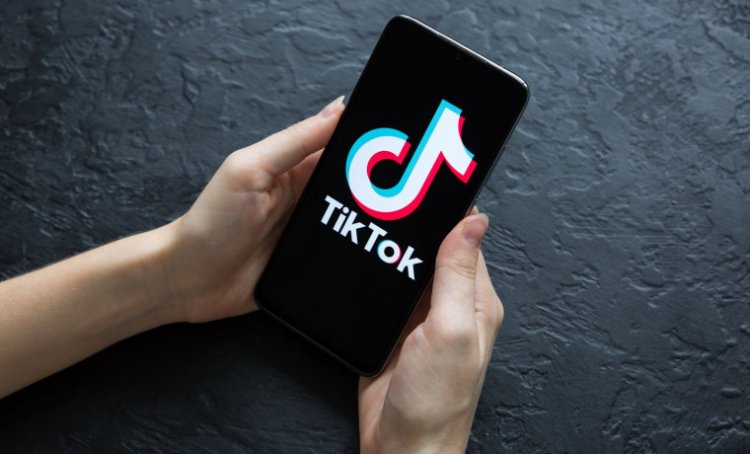 Елімізде кәмелетке толмағандардың Tik-Tok желісін пайдалануына тыйым салу ұсынылды