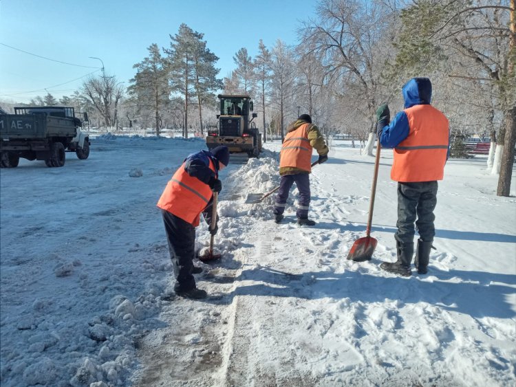 Несколько тысяч тонн снега вывезли из Павлодара