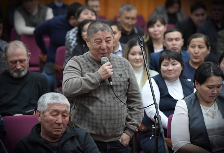 Эфир встречи акима области в Павлодарском районе запустили в инстаграм