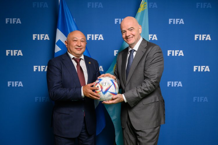 Президент ФИФА посетит Казахстан