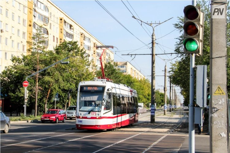 На выходных в Павлодаре трамваи на улице Ломова изменят движение