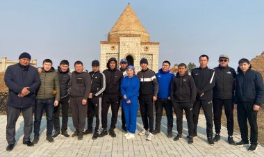 Естай ауылының жастары ақын есімін ардақтады