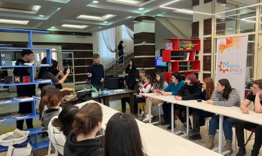 Павлодарда қолмен сурет басып шығарудан шеберлік сағаты өтті