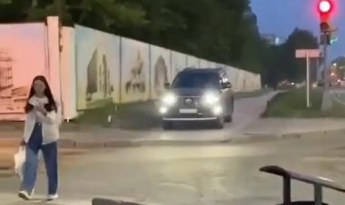 Павлодарда тротуармен жүрген жүргізушіге айыппұл салынды