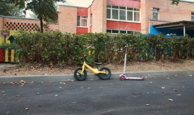 У детсадов Павлодара меняют асфальт (ВИДЕО)