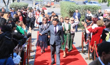 Павлодарда мәдениет қызметкерлеріне құрмет көрсетілді (ФОТО)