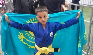 Успен ауданының оқушысы Мәскеуден екі медальмен оралды