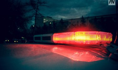 Павлодарда автокөлік қоршауға соғылды