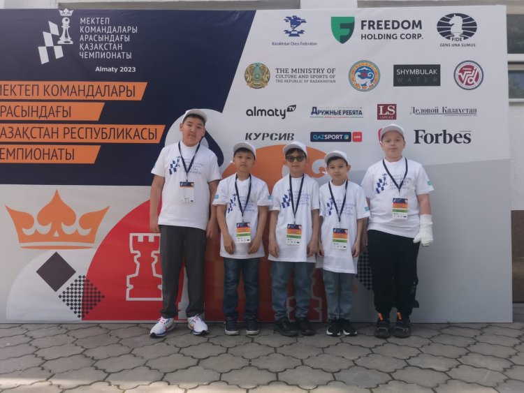 Школьники Павлодара взяли «серебро» на чемпионате РК по шахматам