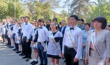 Павлодарда 1500-ге жуық түлек 11-сыныпты бітірді