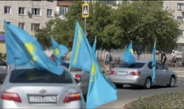 Павлодарда рәміздер күніне орай автошеру өтті