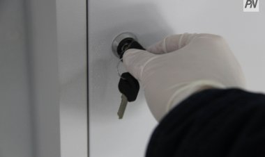 Кабельмен түскен: Павлодарда үш жігіт 9-қабатқа терезеден кіріп, тонап кетті