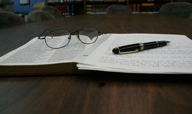 Президент «Қазақстанның Халық жазушысы» атағын қайтаруды тапсырды