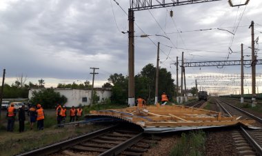 Екібастұз ауылдық аймағында мектеп пен қазандықтың шатыры ұшып кетті