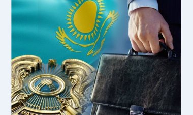 Асайын Байханов мемлекеттік қызметшілерді құттықтады