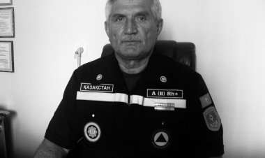 Павлодарда 45 жыл судан адам құтқарған сүңгуірші дүниеден өтті
