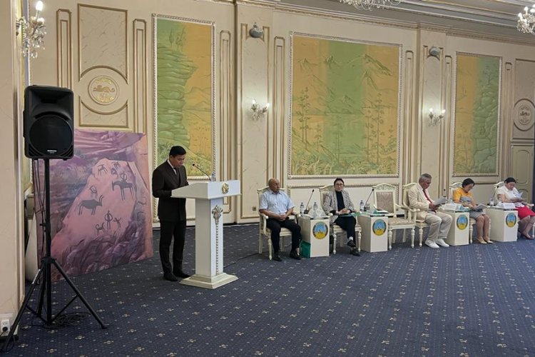 Эротикалық секс туралы фильмдер Жалаңаш қыздардың слайд-шоуын қараңыз