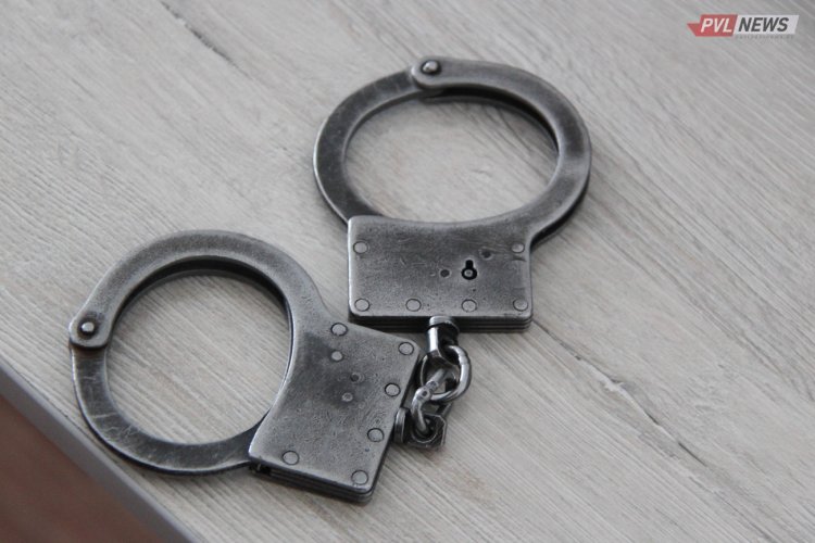 Подозреваемых в обмане пенсионеров задержали в Павлодаре