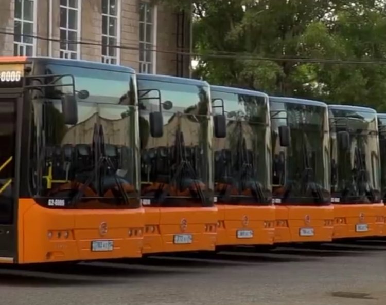 Павлодарда автобус паркі 100 жаңа автобуспен толықты