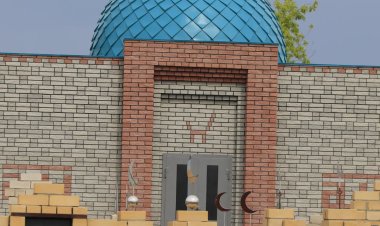 В Аккулы возвели мавзолей потомственному целителю