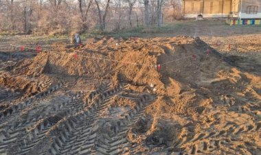 Бала шұңқырға құлады: Аққулы ауданында мектеп директоры жазаланды